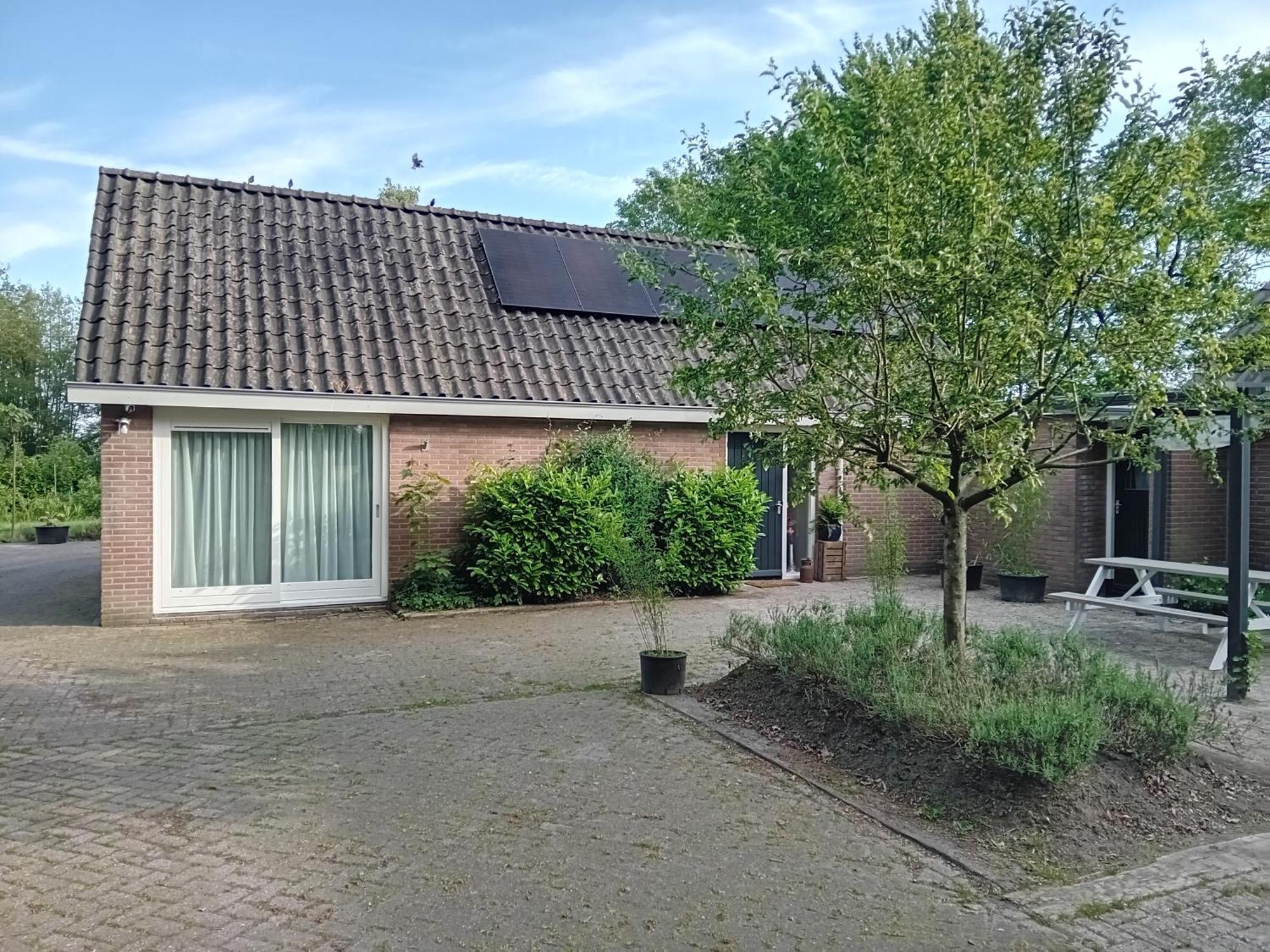 Ruim Huisje Op Een Prachtige Plek Hemrik 외부 사진